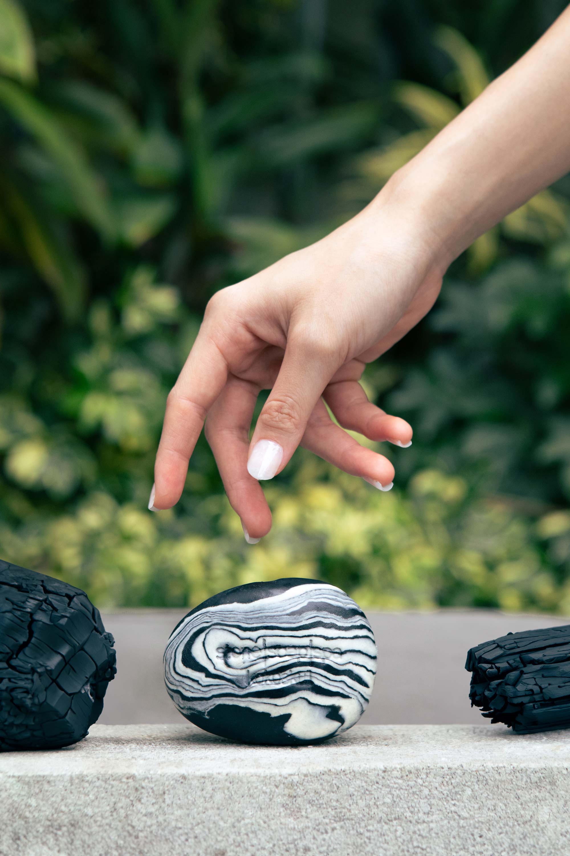 Kokoskull - Mot uren hud